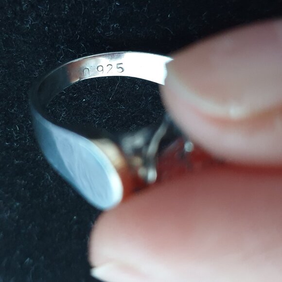 Elegant & Radiant Sparkling Vintage 925 Sterling Silver White Zircon Ring - Picture 7 of 14